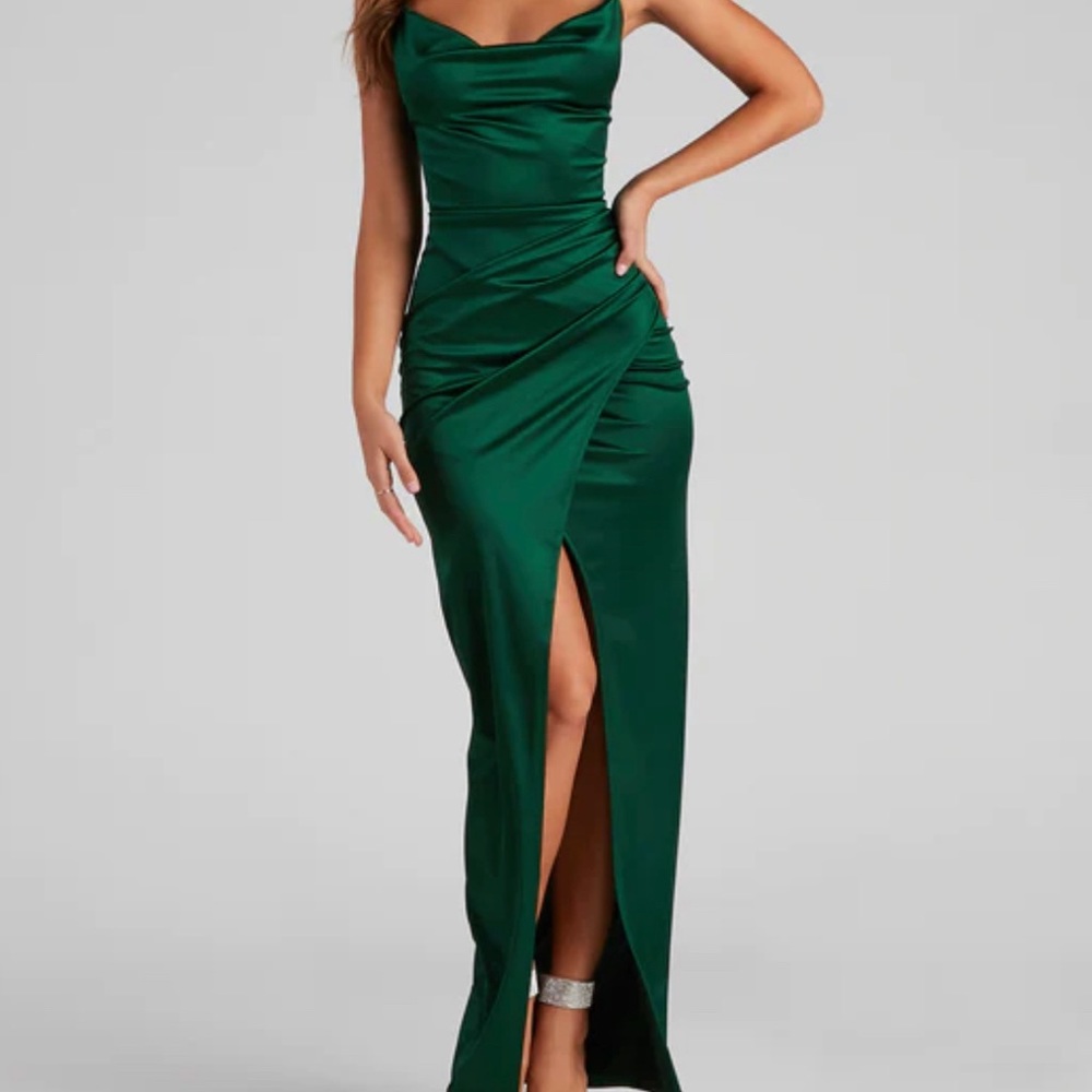 Windsor | Chelsea Satin High Slit Formal Dress